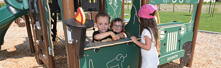 Outdoor play structure